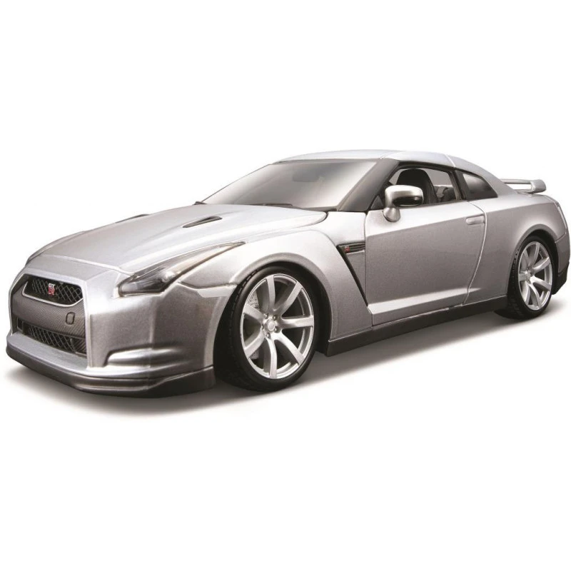Bburago 2009 Nissan GT-R 3 Bburago 2009 Nissan GT-R