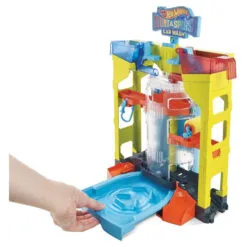 Hot Wheels Stunt & Splash Car Wash Play Set -Christmas gift Sales Store hot wheels stunt splash car wash play set 1