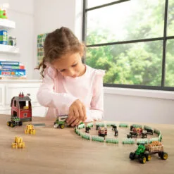 John Deere Jd Monster Treads Eco-Snaps Barn Play Set -Christmas gift Sales Store jd monster treads ecosnaps barn play set 6